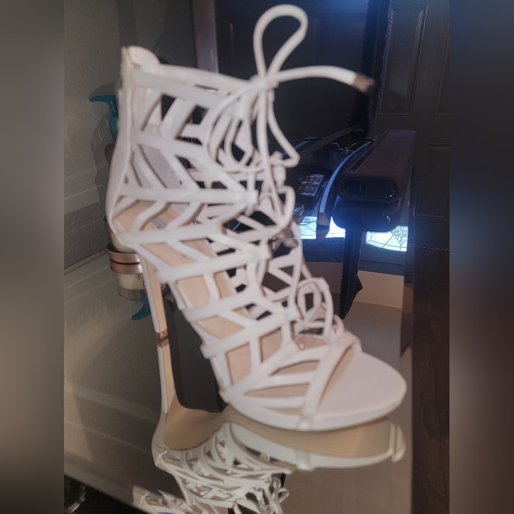 Heels - Picture 2 of 2